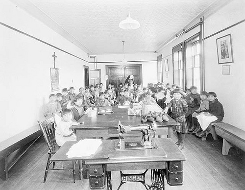 Class of Mi'kmaq (Micmac) girls taken in the Shubenacadie Residential School, Shubenacadie, Nova Scotia, 1929 / Une classe de fillettes of Mi'kmaq (Micmaques) photographiées au pensionnat de Shubenacadie, Shubenacadie (Nouvelle-Écosse), 1929