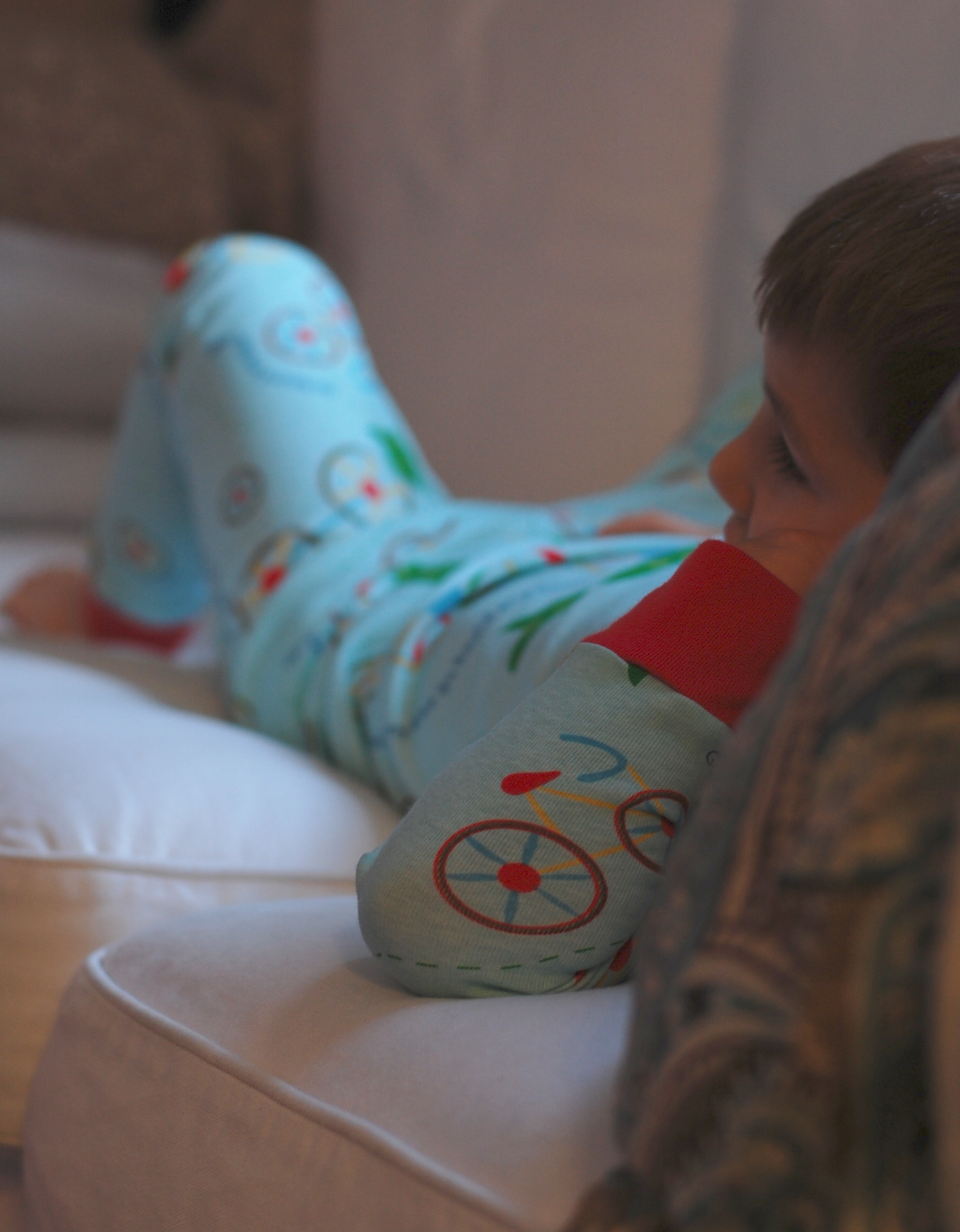 avoiding flame retardant chemicals in children’s sleepwear: new jammies giveaway