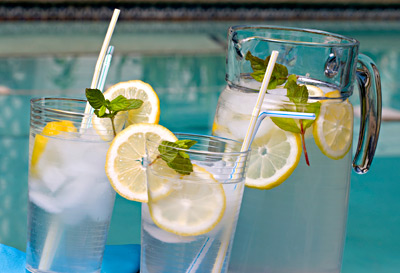 12 ways to make your water less boring a lil bit sassy… (recipe below)