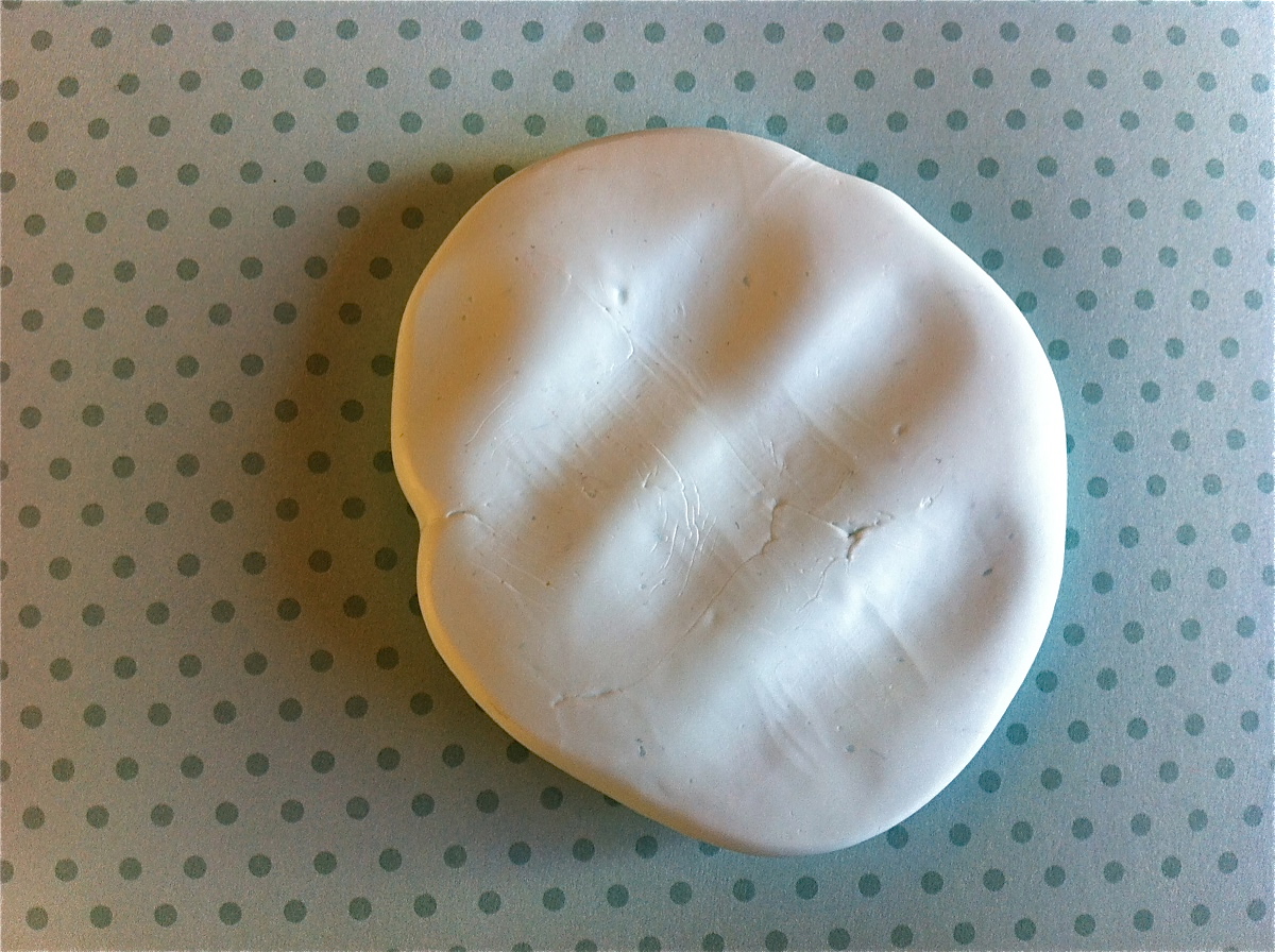 how to: make your own silly putty with 3 ingredients