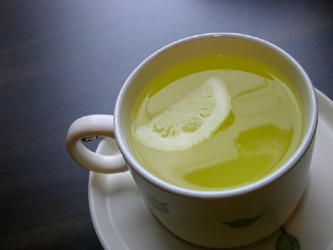 Why You Should Start the Day w/ Hot Water and Lemon