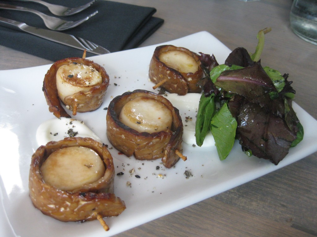 "Bacon Wrapped Scallops" at EnVie