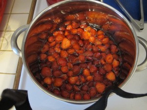 Pot of strawberries