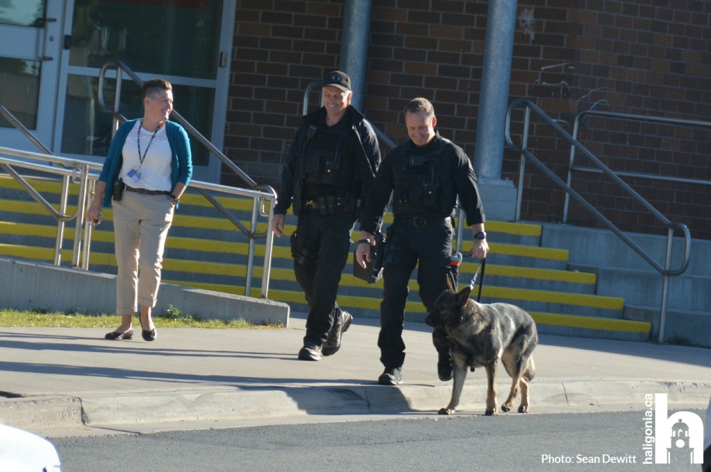 RCMP Respond To Cole Harbour High Bomb Scare – Haligonia.ca