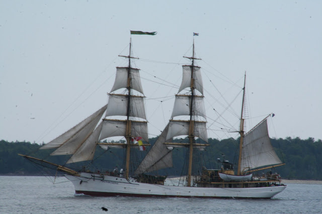 Shipspotting 101: Sailing vessels